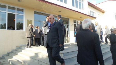 İsa Qəmbərin başqan olduğu dönəmin bitməsinə saatlar qalıb...