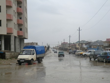 Mehdiabadda yol adına rəzalət... Mehdiabadda yol adına rəzalət...