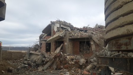 Hacıbala Abutalıbov sahibkarlara 30 milyon ziyan vurdu Hacıbala Abutalıbov sahibkarlara 30 milyon ziyan vurdu