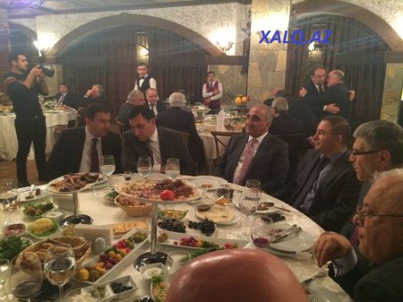 Rektorun təmtəraqlı yubileyini kim maliyyələşdirib? Rektorun təmtəraqlı yubileyini kim maliyyələşdirib?