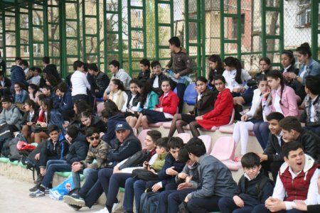 Nəsimi rayonunda futbol üzrə В«Coca-Cola Məktəbli kubokuВ»nun yarışlarına start verildi