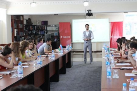 “Bakcell” növbəti “Mobil telekommunikasiyaya giriş” seminarını təşkil edib “Bakcell” növbəti “Mobil telekommunikasiyaya giriş” seminarını təşkil edib