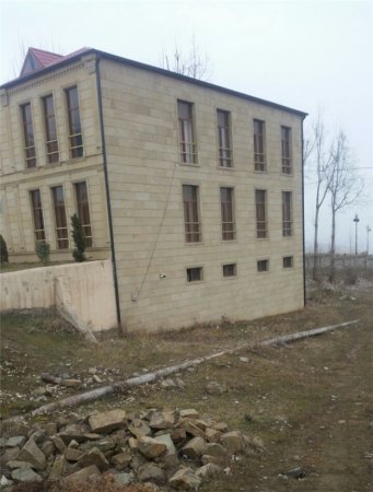İcra başçısı Gədəbəyi qarış-qarış zəbt edib İcra başçısı Gədəbəyi qarış-qarış zəbt edib