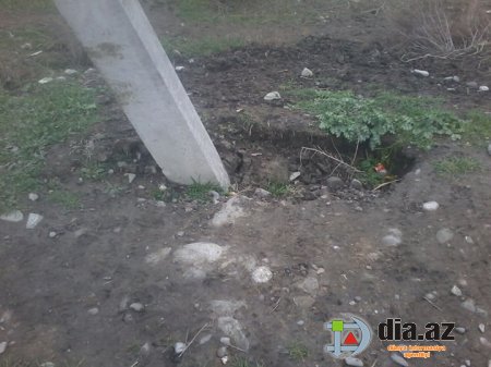 Zərdabda sakinlər bu məmurdan giley edir... Zərdabda sakinlər bu məmurdan giley edir...