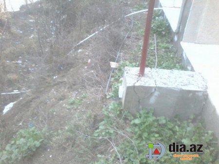 Zərdabda sakinlər bu məmurdan giley edir... Zərdabda sakinlər bu məmurdan giley edir...