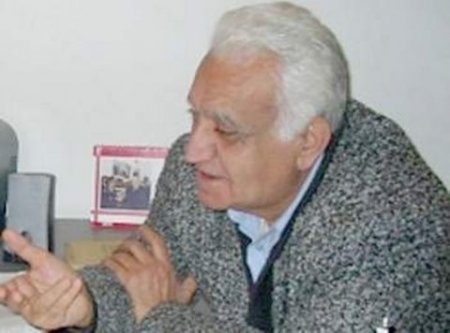 Tənəzzül dövrünü yaşayan AYB-ni bataqlığa çevirən Anar... Tənəzzül dövrünü yaşayan AYB-ni bataqlığa çevirən Anar...