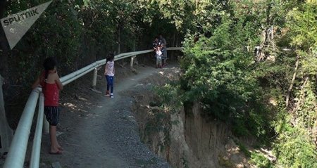 Ağstafa sakinləri elə bu dünyadaca "qıl körpüsü"ndən keçməli olurlar... Ağstafa sakinləri elə bu dünyadaca "qıl körpüsü"ndən keçməli olurlar...