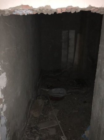 Sökülən evin sakinləri Nazirlər Kabineti və FHN-ə şikayət etdilər