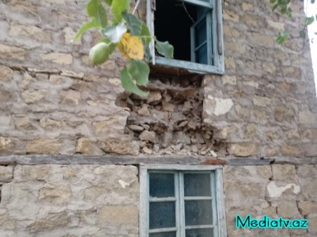 Prezident vətəndaşa qucaq açır, Ağsunun icra başçısı isə... Prezident vətəndaşa qucaq açır, Ağsunun icra başçısı isə...