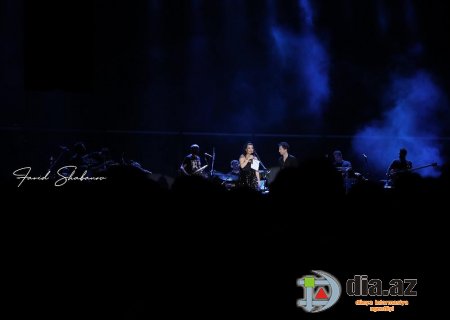İrem Dericinin konsertində nələr oldu İrem Dericinin konsertində nələr oldu