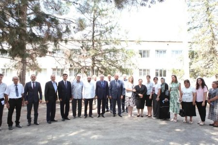 Ağalar Vəliyev inadından ƏL ÇƏKMİR Ağalar Vəliyev inadından ƏL ÇƏKMİR
